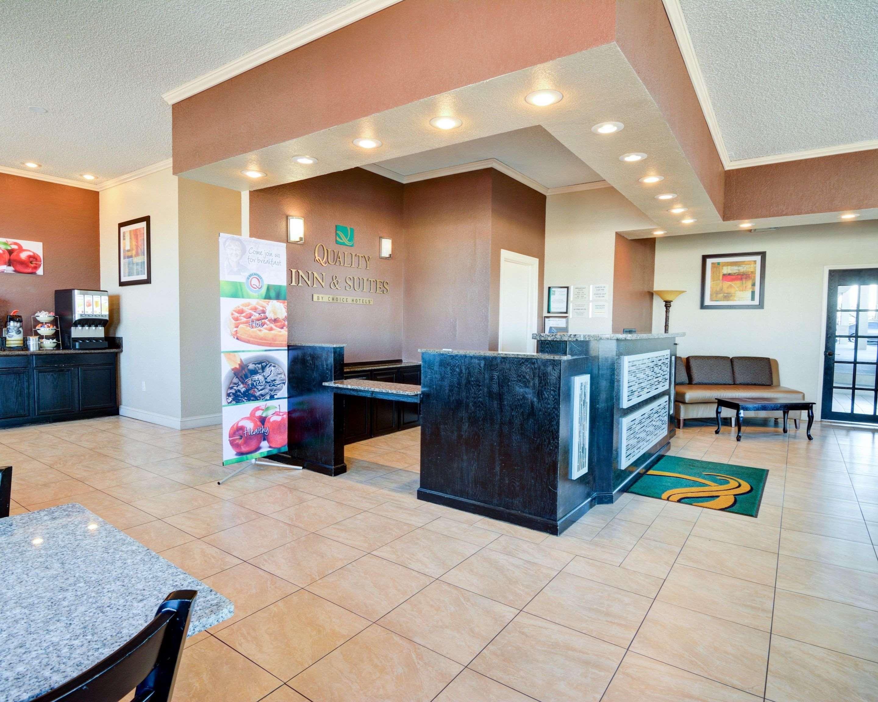 Quality Inn & Suites Hot Springs-Lake Hamilton Екстер'єр фото