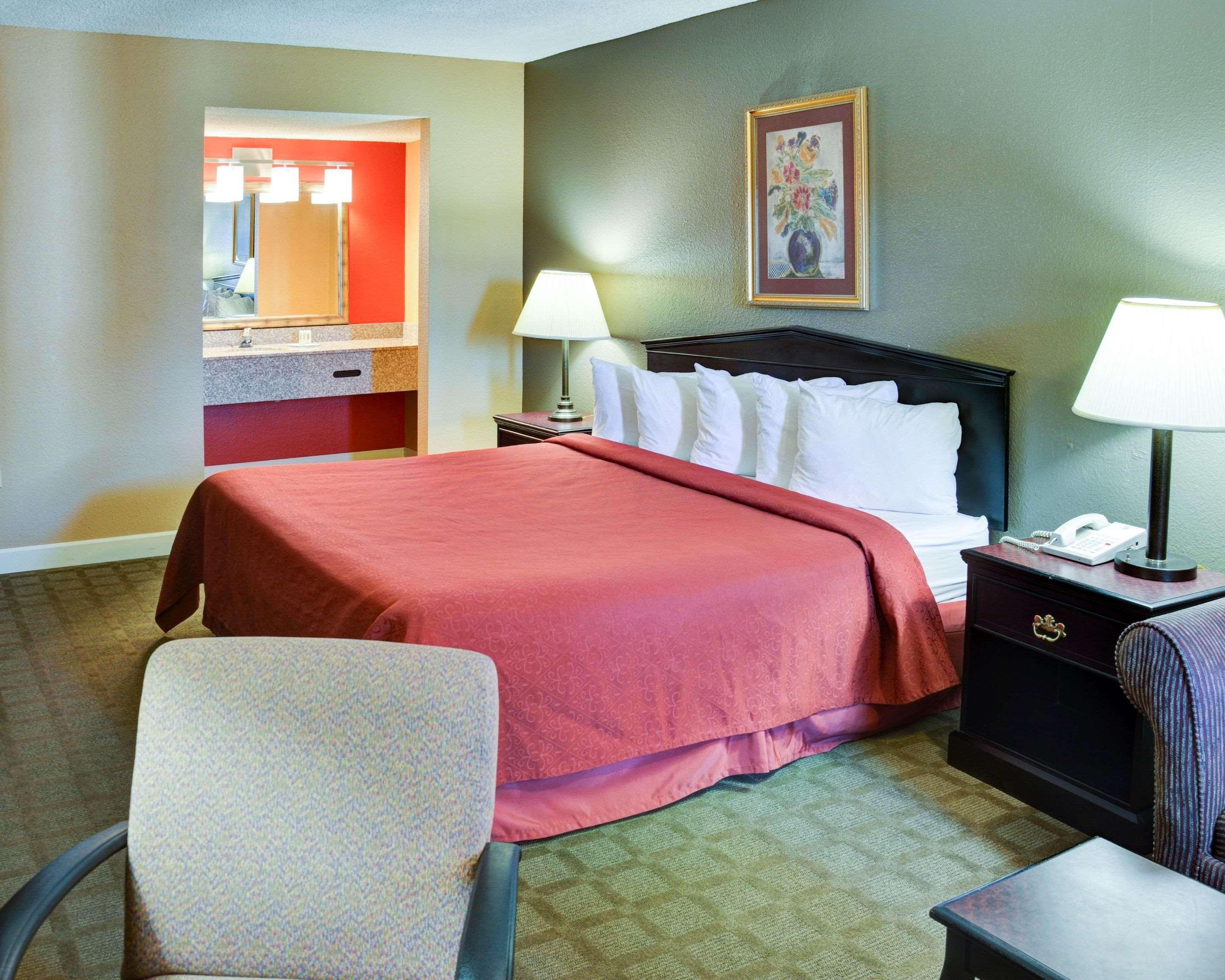 Quality Inn & Suites Hot Springs-Lake Hamilton Екстер'єр фото