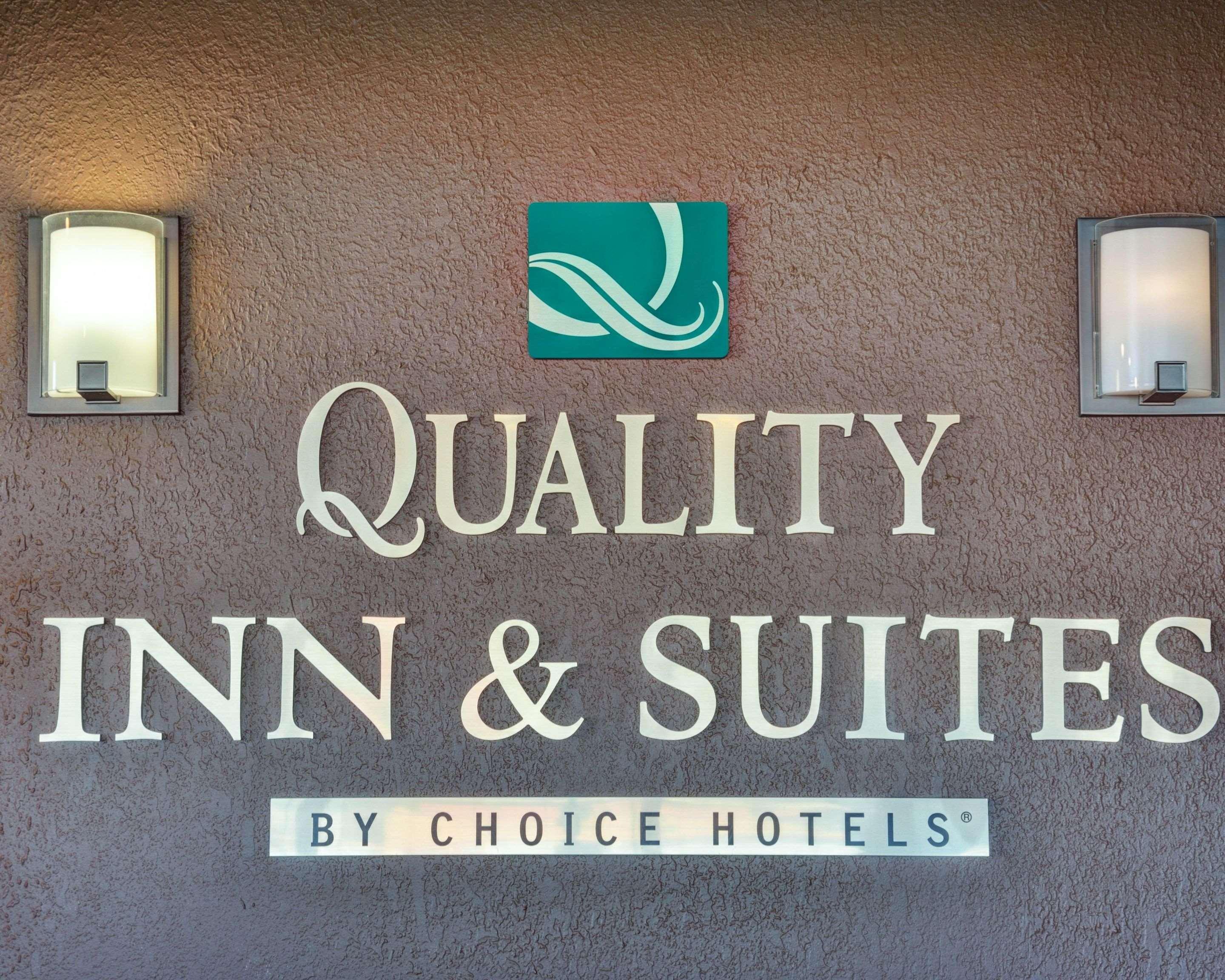 Quality Inn & Suites Hot Springs-Lake Hamilton Екстер'єр фото