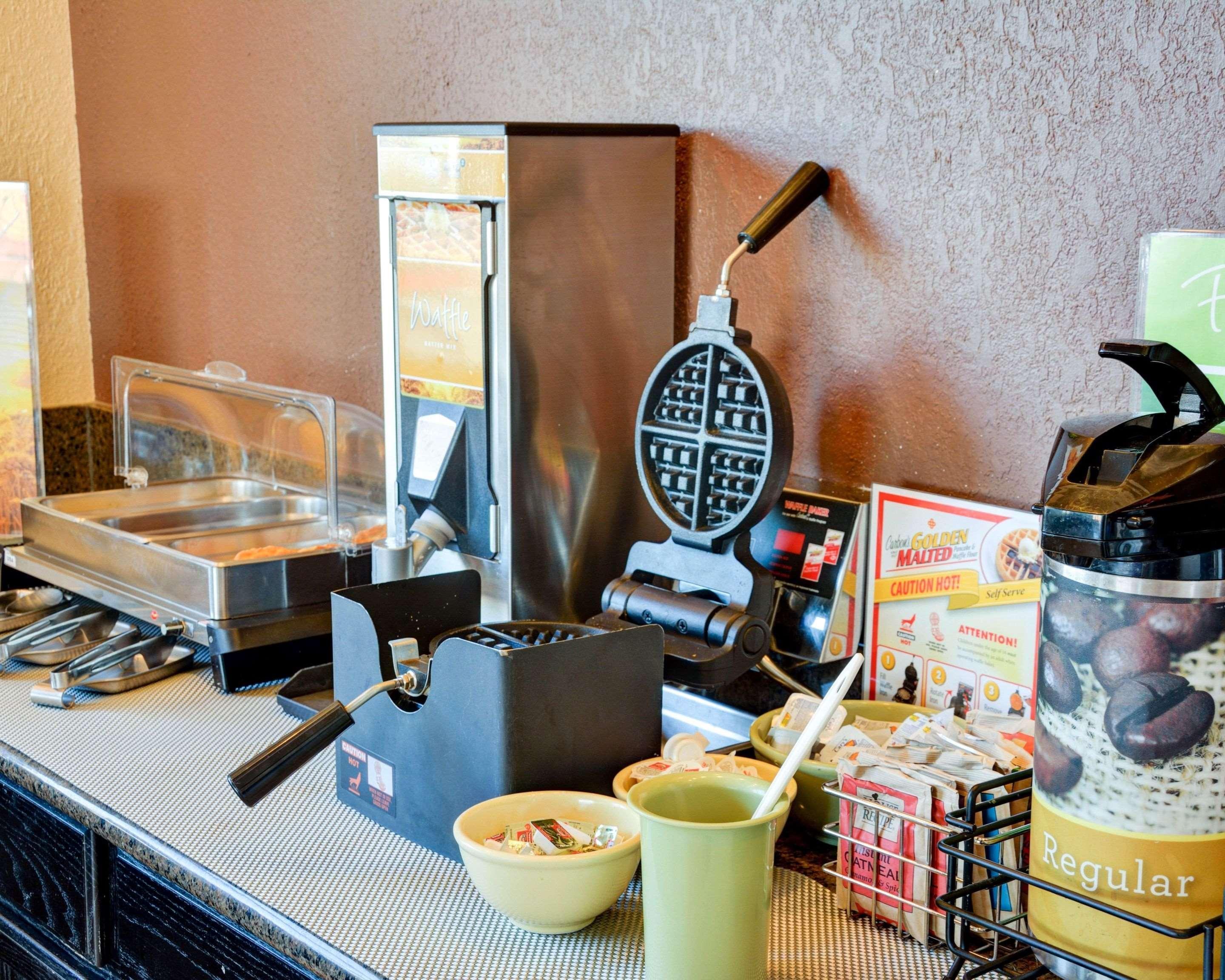 Quality Inn & Suites Hot Springs-Lake Hamilton Екстер'єр фото