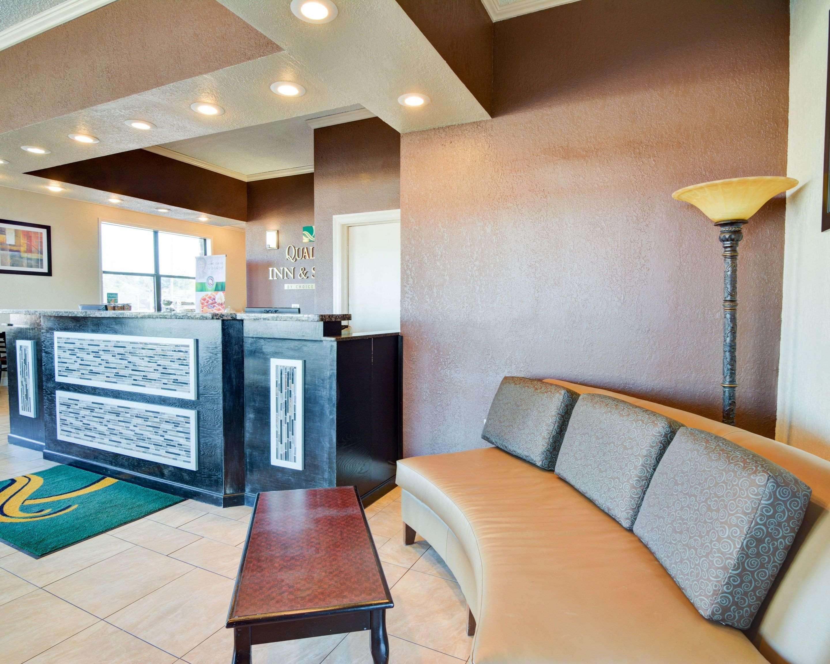 Quality Inn & Suites Hot Springs-Lake Hamilton Екстер'єр фото