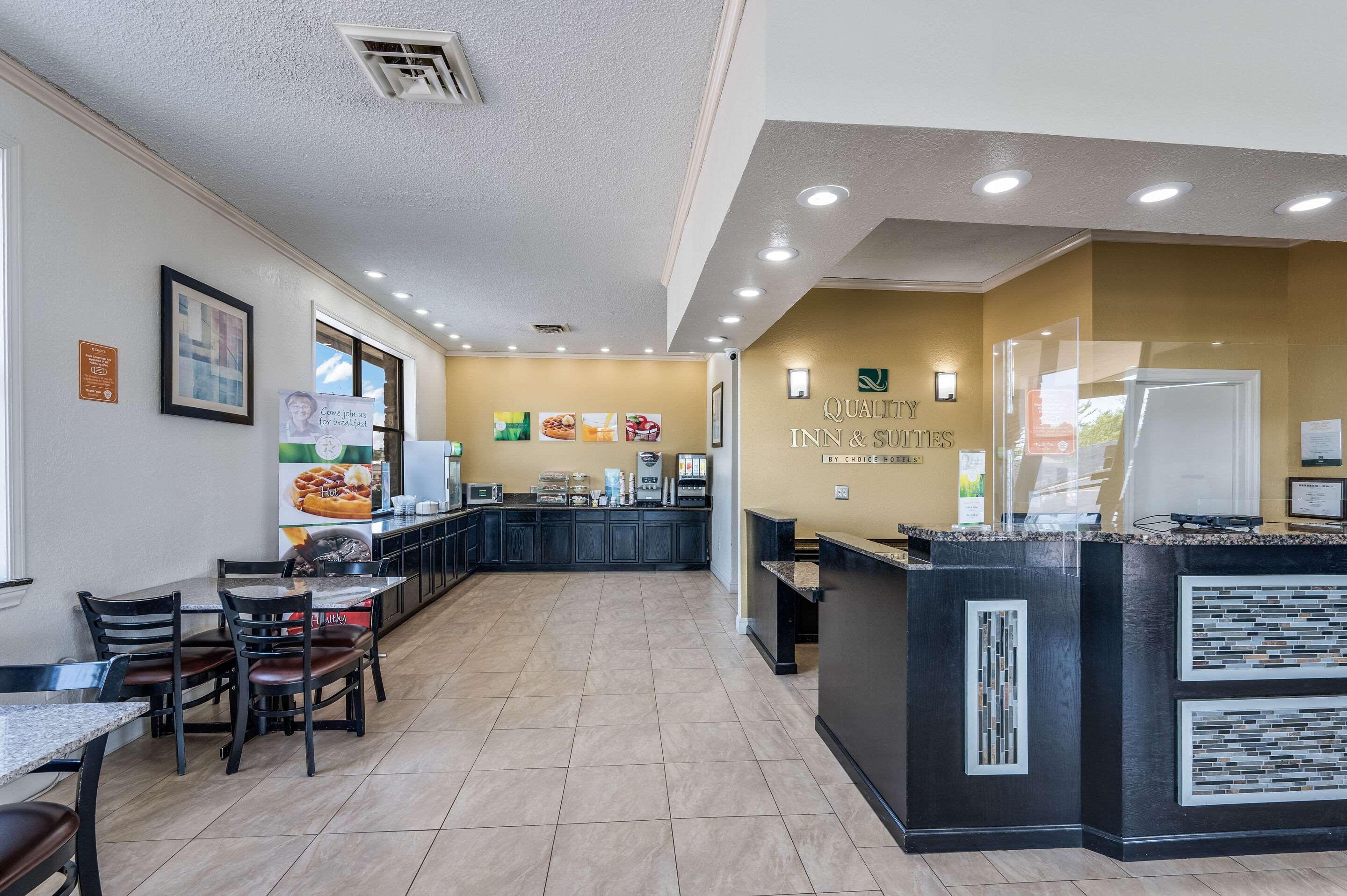 Quality Inn & Suites Hot Springs-Lake Hamilton Екстер'єр фото
