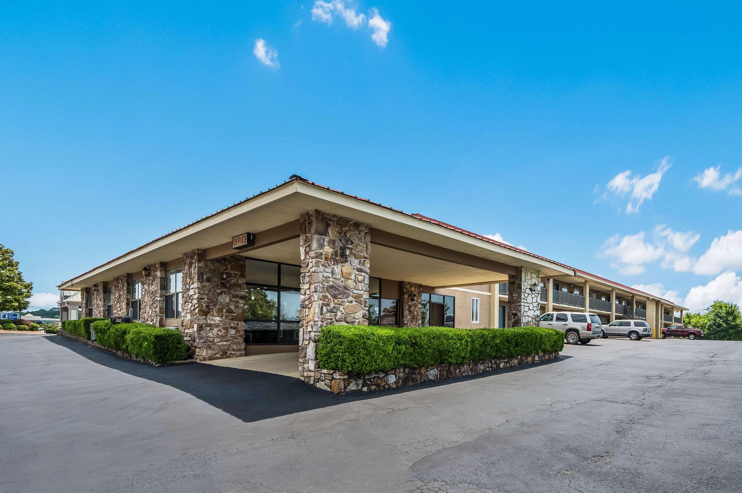 Quality Inn & Suites Hot Springs-Lake Hamilton Екстер'єр фото
