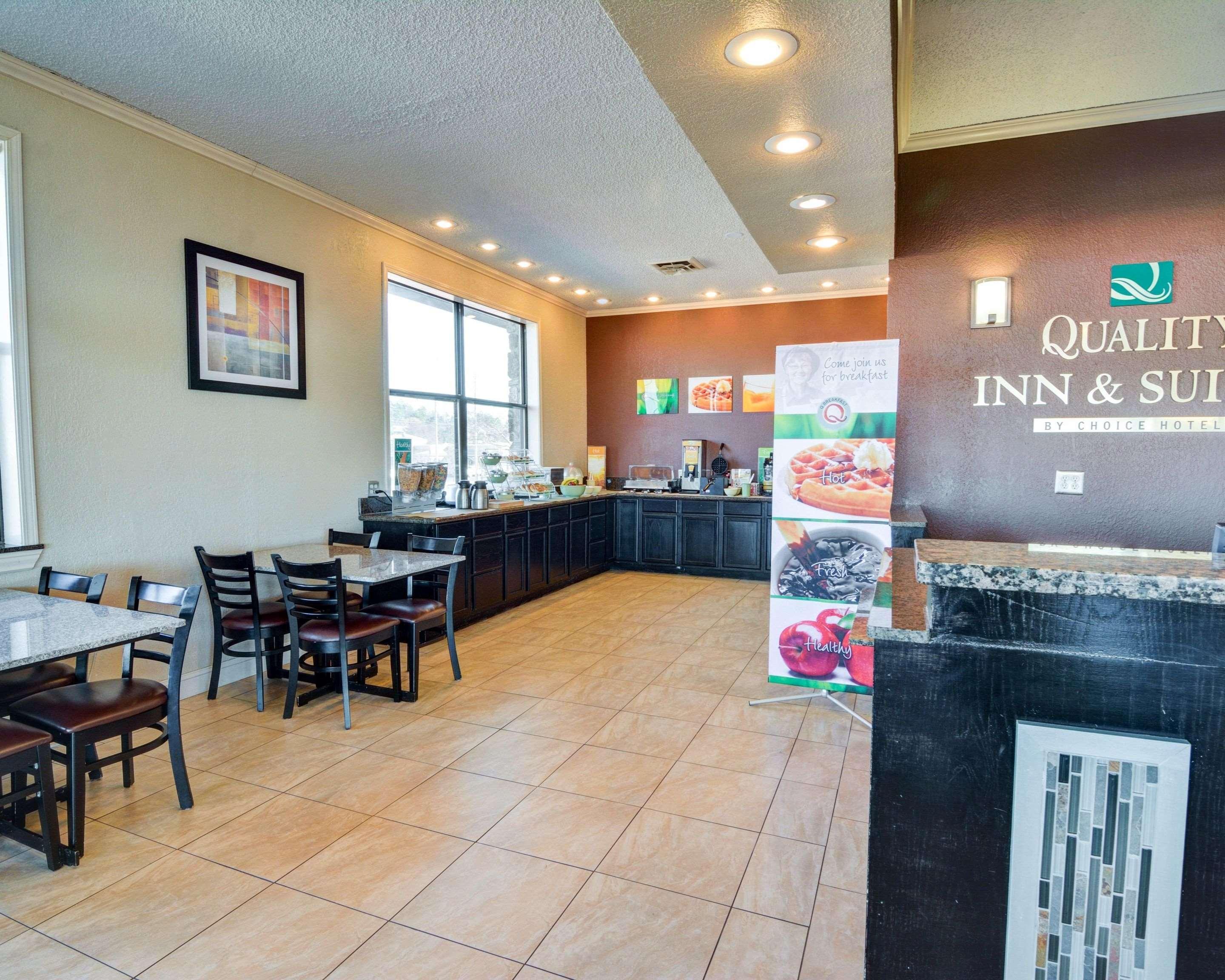 Quality Inn & Suites Hot Springs-Lake Hamilton Екстер'єр фото
