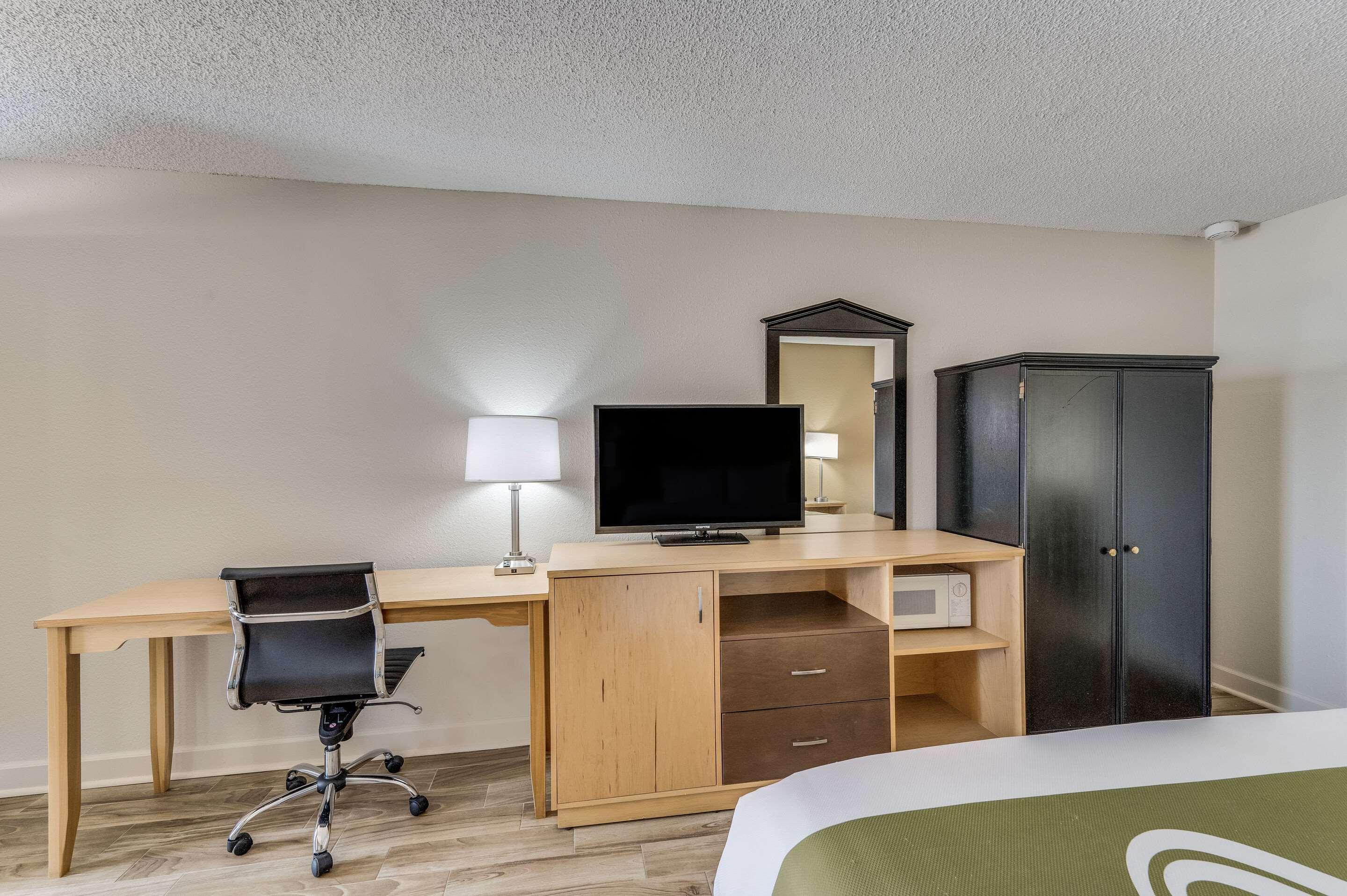 Quality Inn & Suites Hot Springs-Lake Hamilton Екстер'єр фото